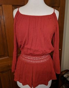 Forever 21 Cold shoulder top - burnt orange or rust - size small - crochet waist